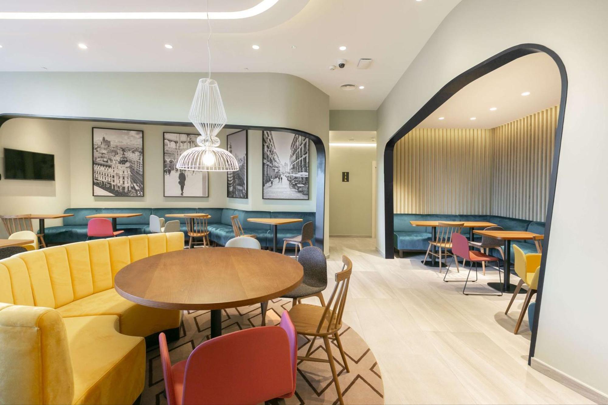 Hampton By Hilton Alcobendas Madrid Extérieur photo