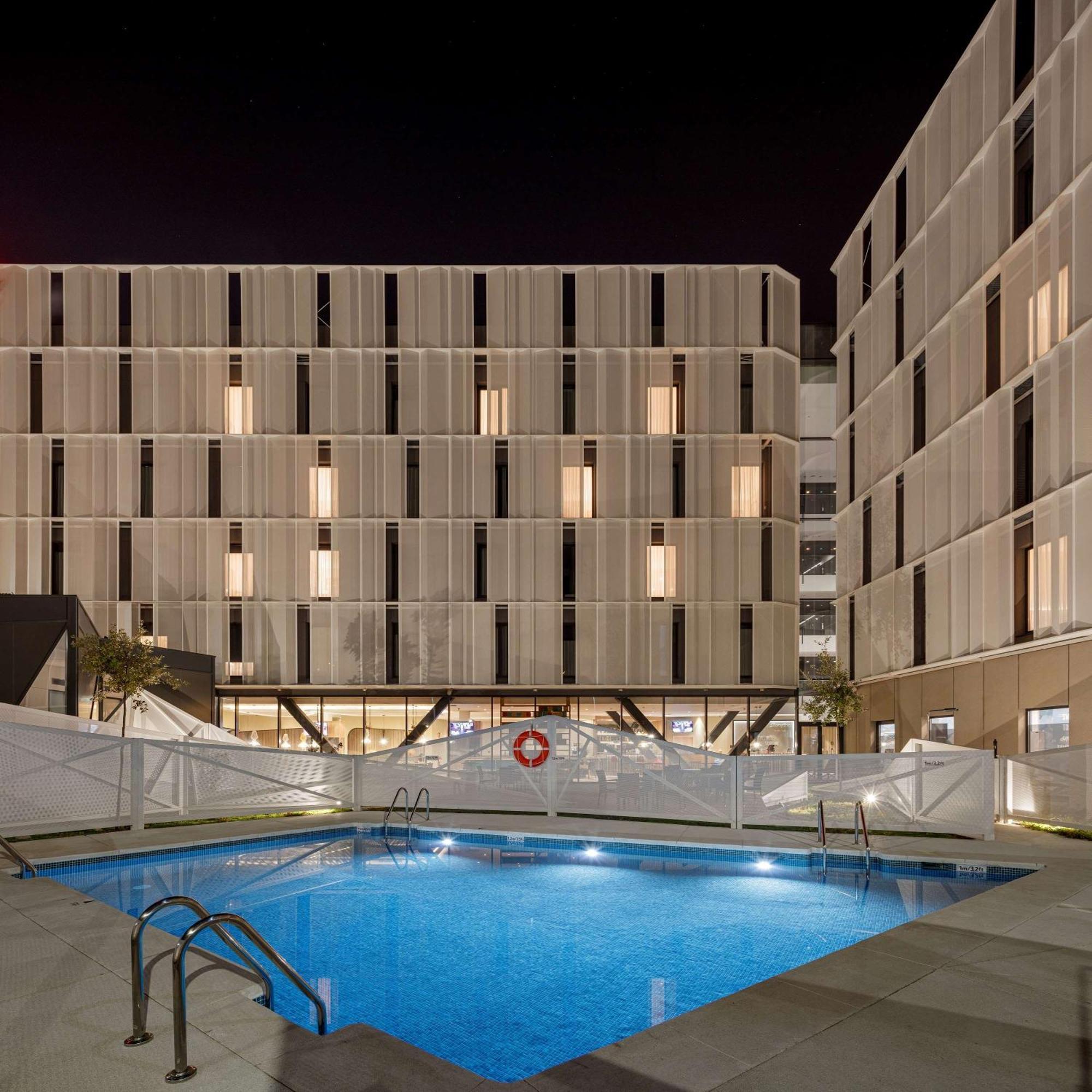 Hampton By Hilton Alcobendas Madrid Extérieur photo