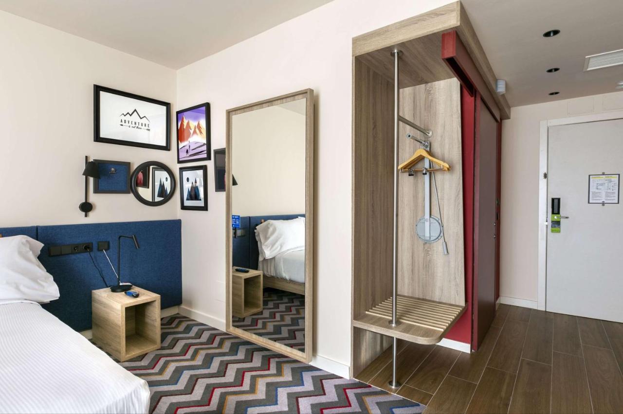 Hampton By Hilton Alcobendas Madrid Extérieur photo